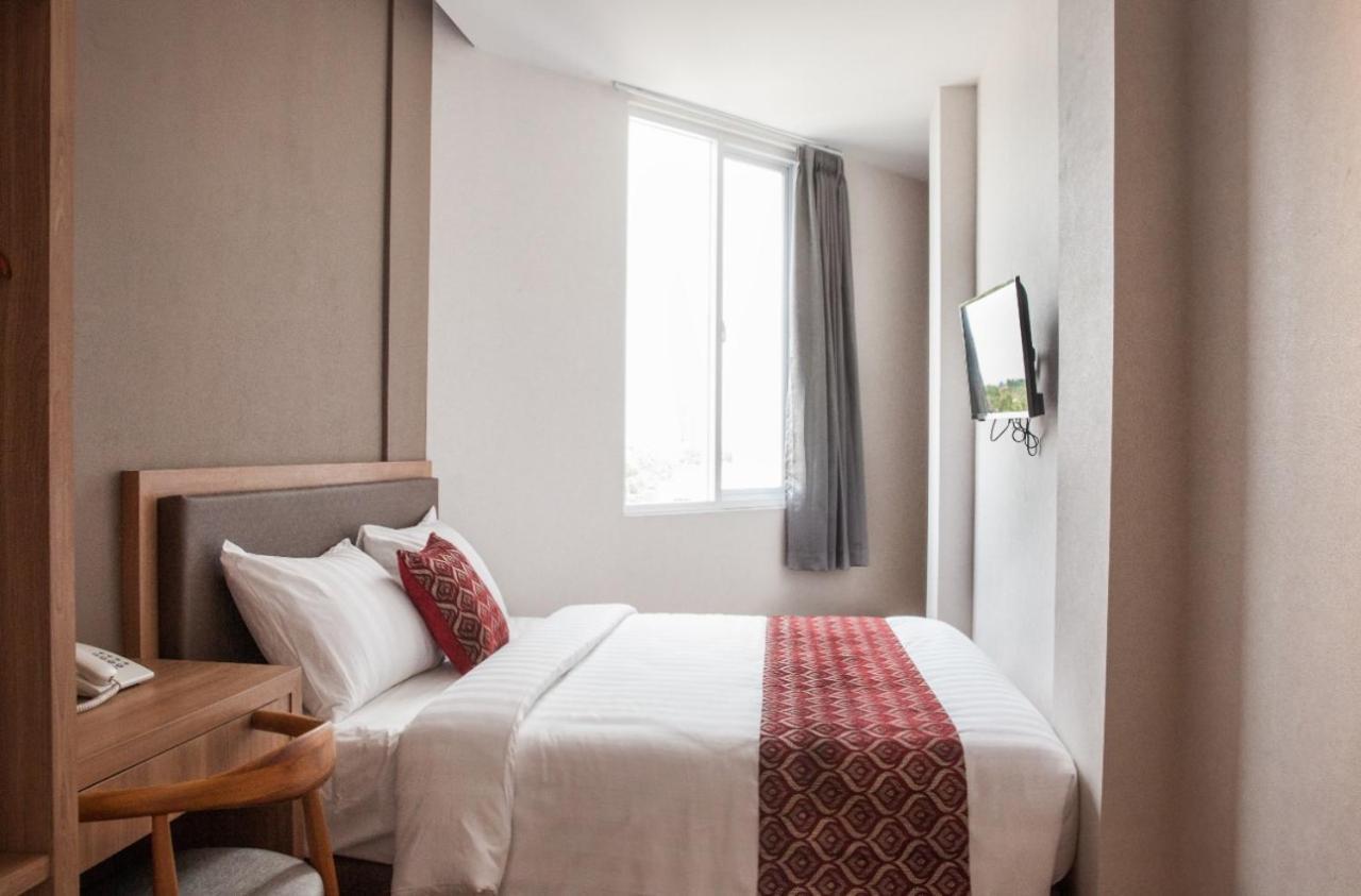 בקאסי Grand Caman Hotel מראה חיצוני תמונה